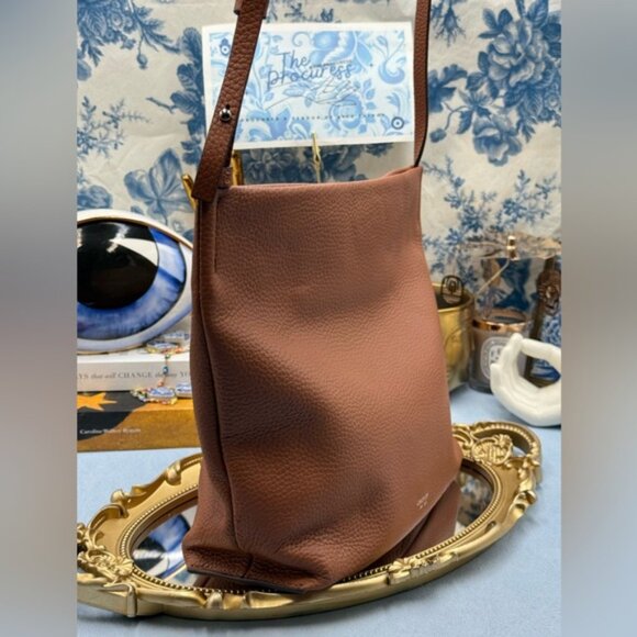 🆕 OROTON 🧿 NWOT Alice Slouch Hobo Zip Crossbody Bag, Whiskey CognacTan - Picture 4 of 13